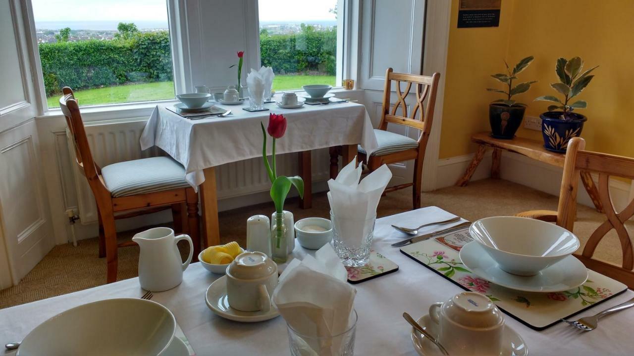 Rush View Bed and Breakfast Portrush Exteriör bild