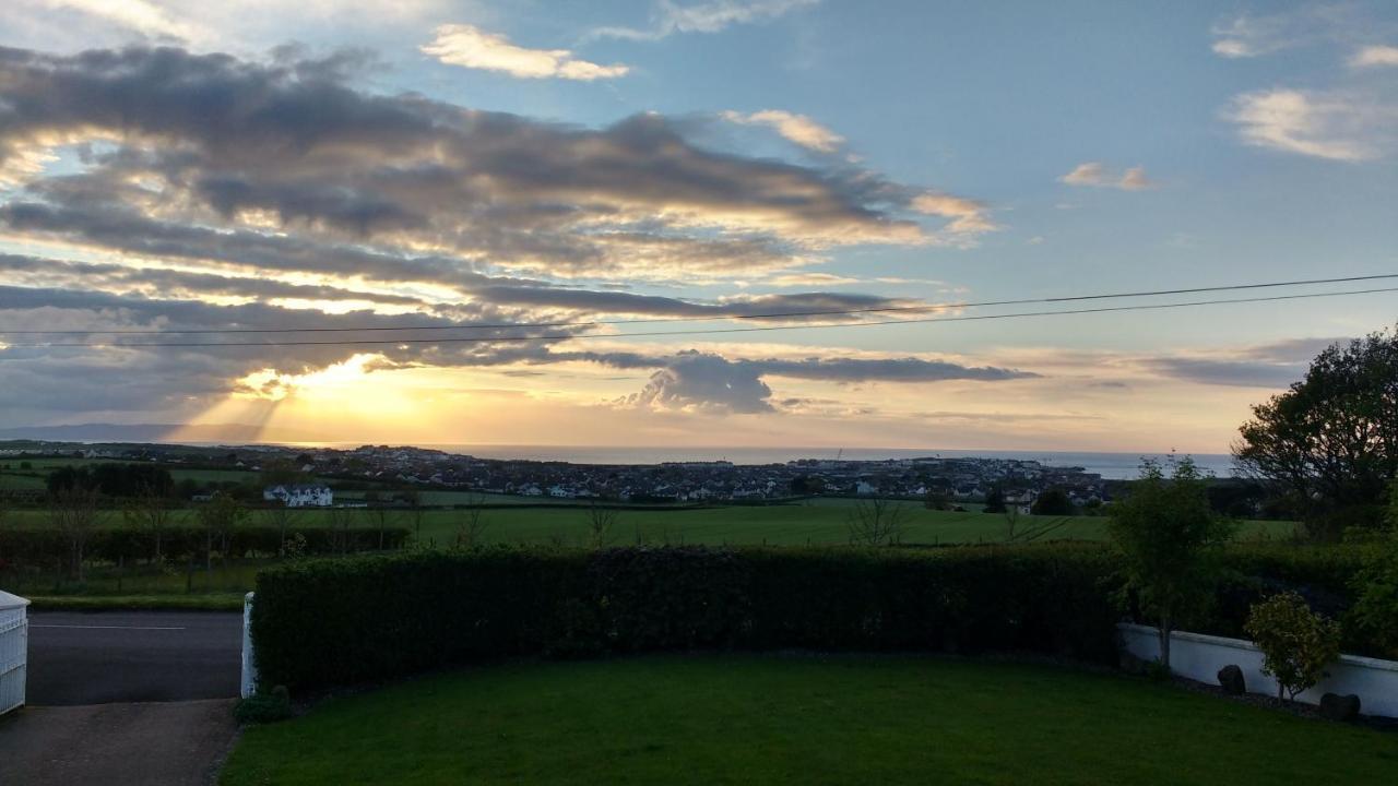 Rush View Bed and Breakfast Portrush Exteriör bild